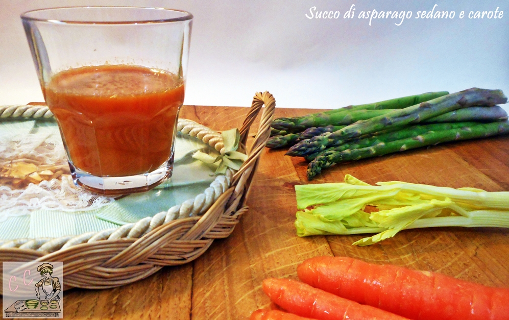 Succo di asparagi sedano e carote