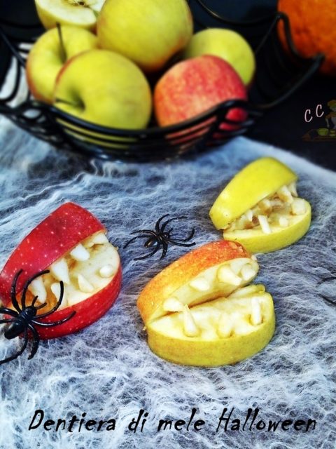 Dentiera di mele Halloween