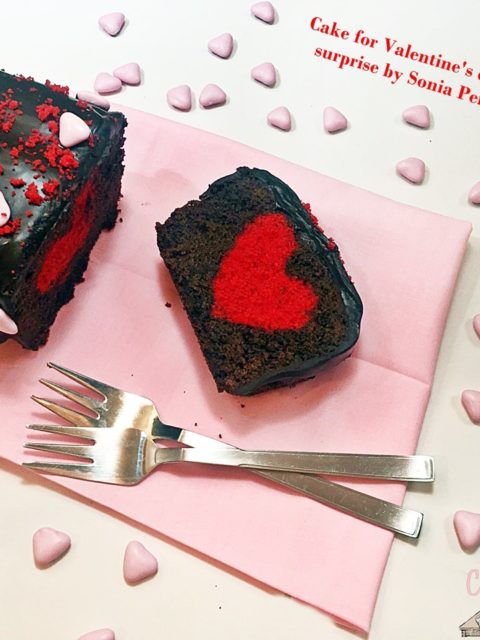 Cake for Valentine's day with surprise by Sonia Peronaci